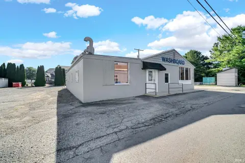 Retail Space with Laundromat