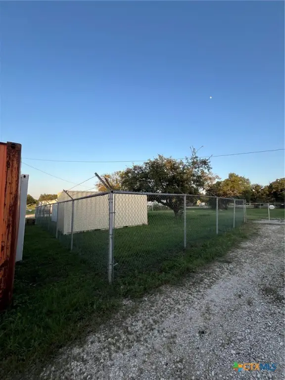Picture 6