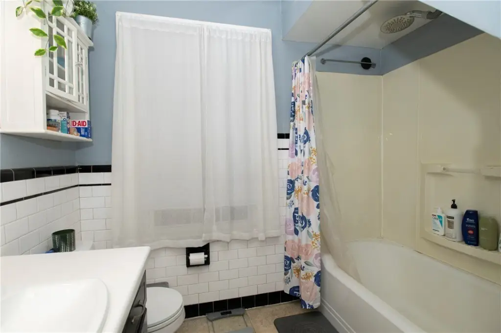 Picture 16