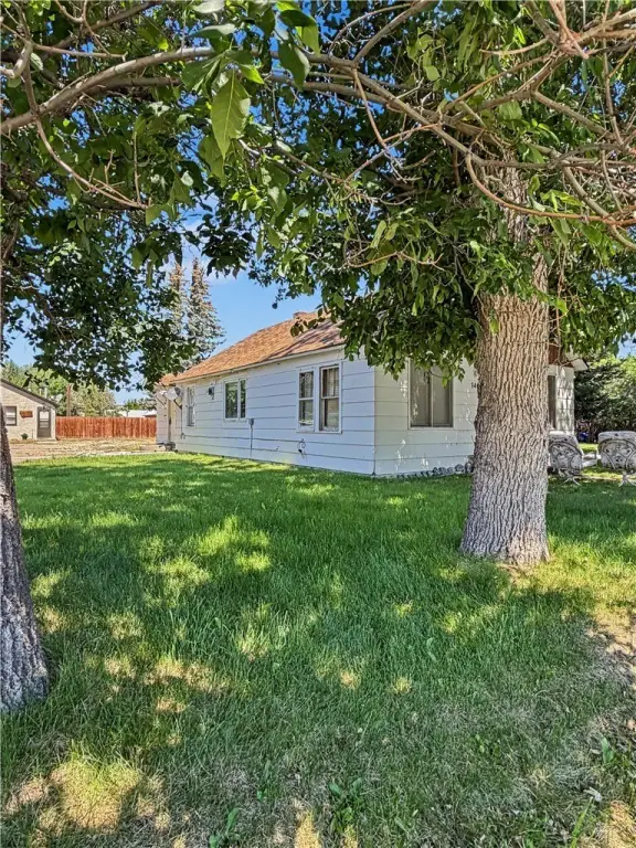 Picture 19