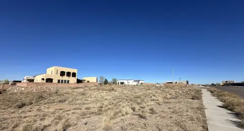 Corner Lot in Volcano Cliffs