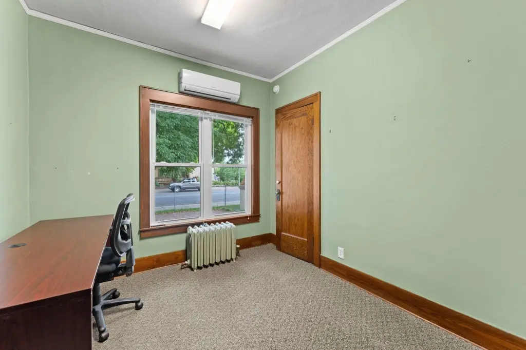 Picture 30