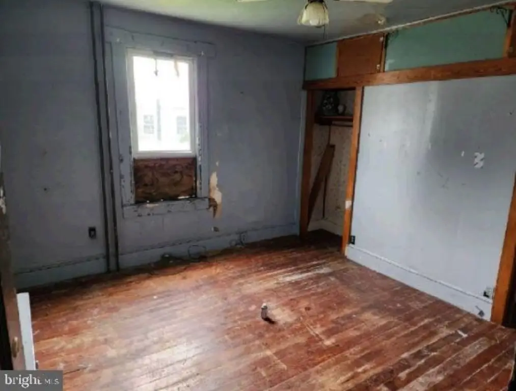 Picture 3