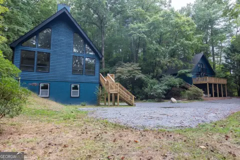 Turnkey Short-Term Rental Compound