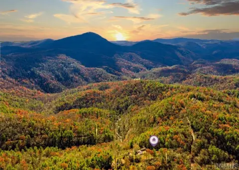 Exclusive Saratay Falls Estate Lot