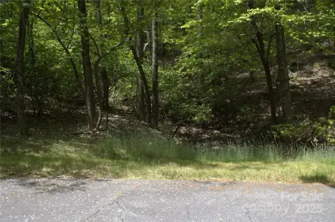 Land on White Oak Mountain