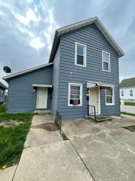 Duplex With Mixed Unit Layout
