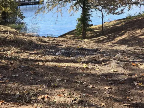 Waterfront Lot in Muscle Shoals