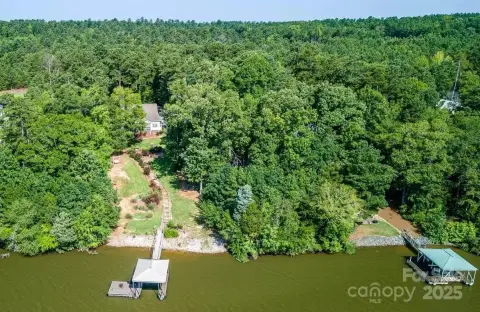 Waterfront Land Near Charlotte