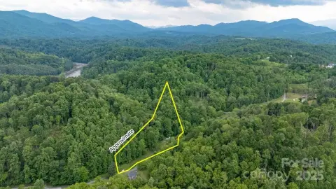 Unrestricted Land in Bakersville, NC