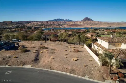Henderson Land with Lake Views