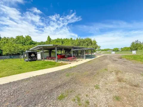 Versatile Commercial Property with Amenities