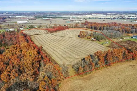 27 Acres of Country Land