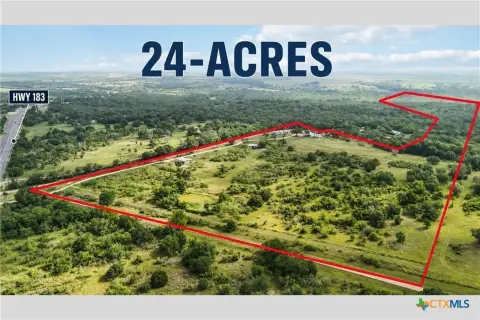 Unrestricted Land with Three Homes