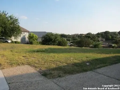 Residential Lot in Stone Oak