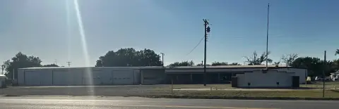 Versatile Commercial Building on Highway 11