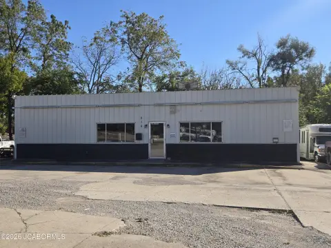 Storefront with Kitchen Equipment