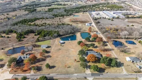 Prime Commercial Land Near Lake
