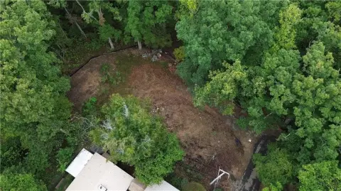 Lake Lanier Access Land