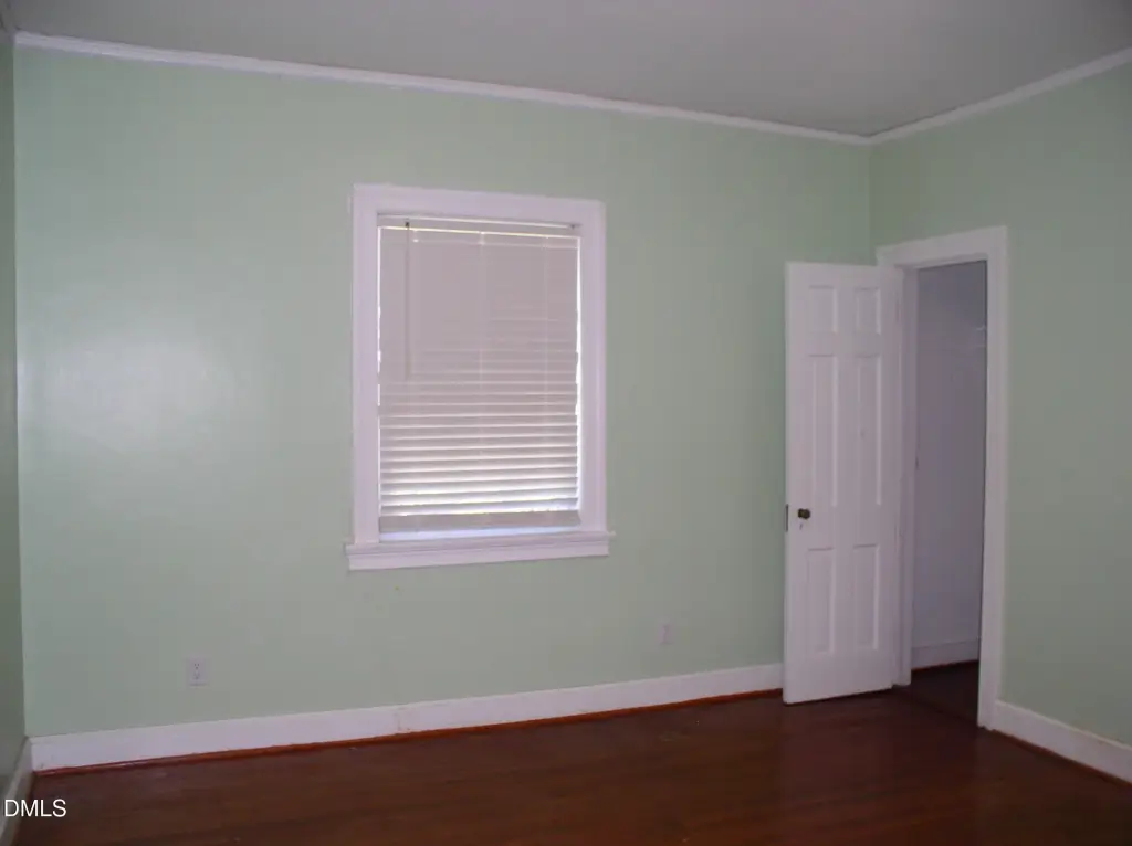 Picture 30