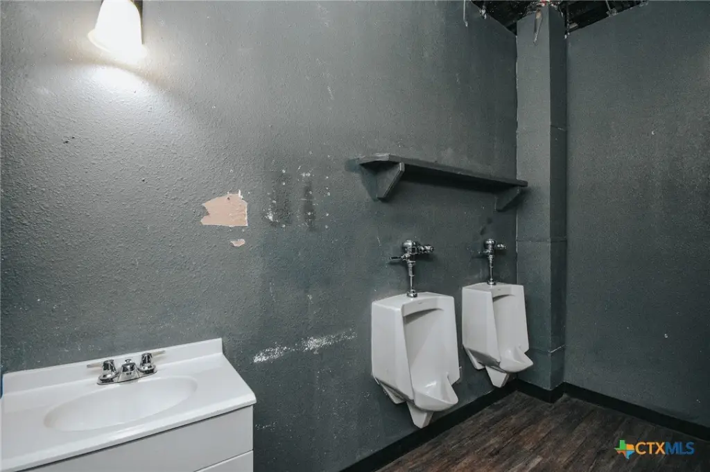 Picture 36