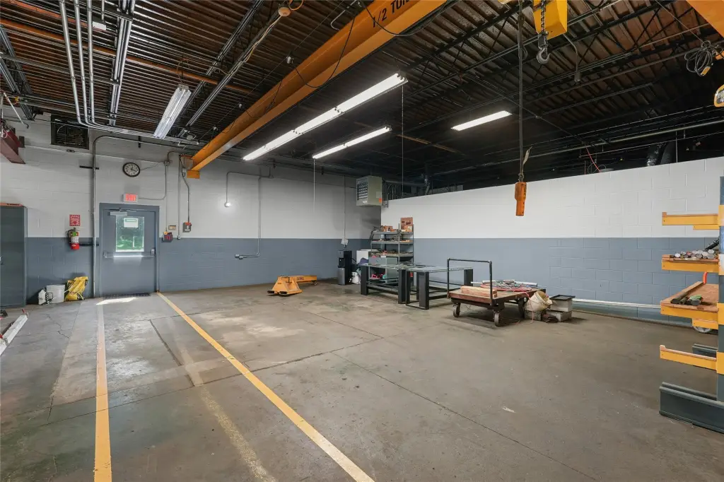 Picture 47