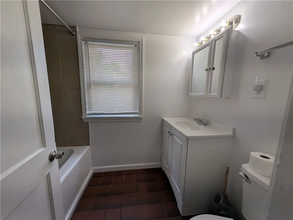 Picture 16