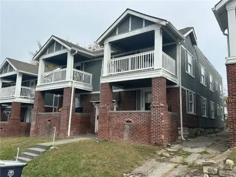Renovated Kansas City Quadruplex