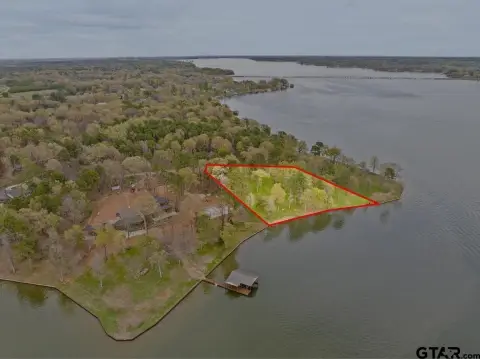 Residential Land in Lost Pines