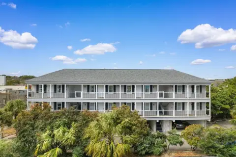 Renovated 9-Unit Apartment Building