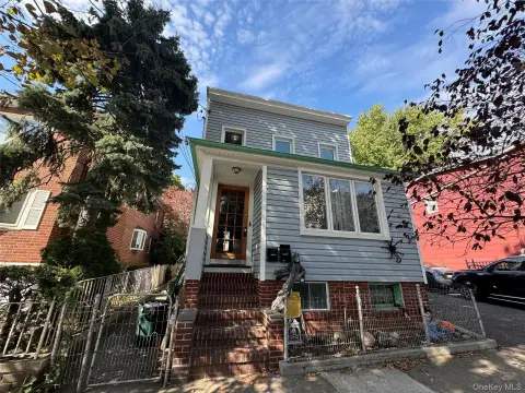 Detached Two-Family Duplex with Backyard