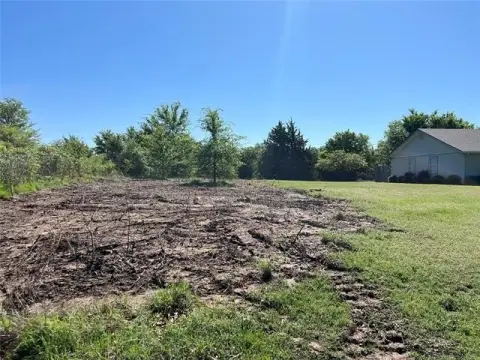 Lake Lot in Gated Community