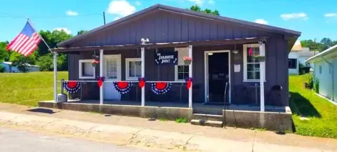 Waterloo Commercial Building For Sale