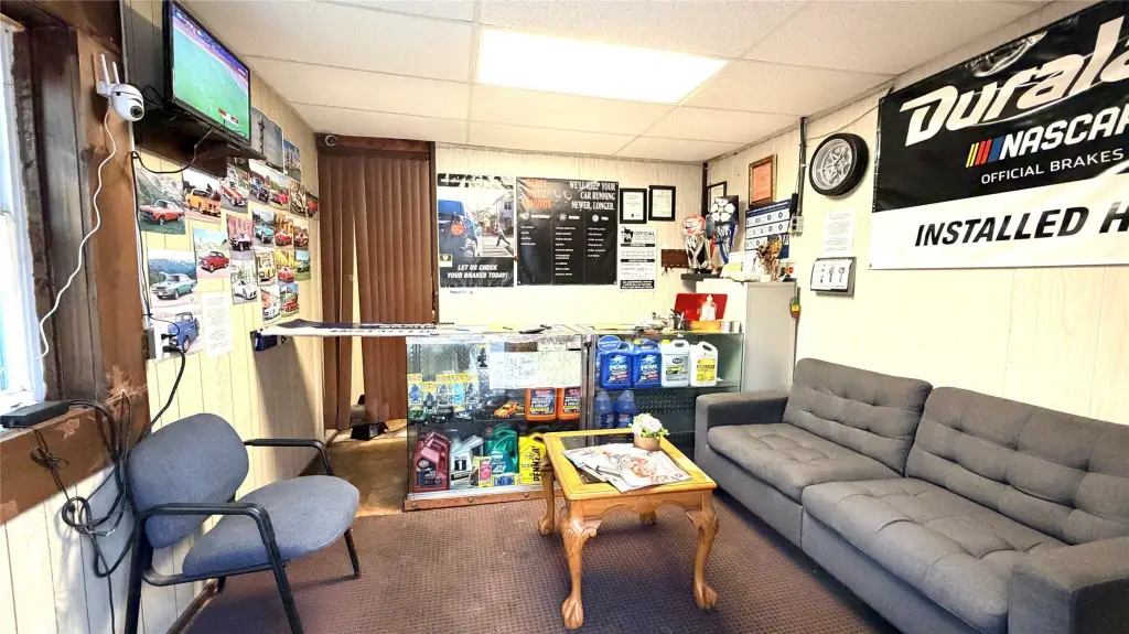 Picture 12