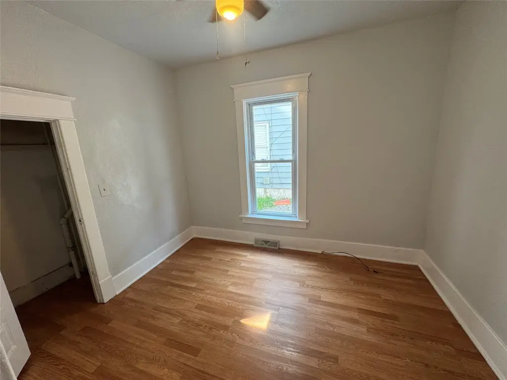 Picture 18