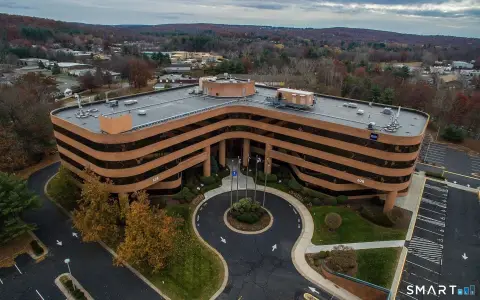 Glastonbury Commercial Office Space Available