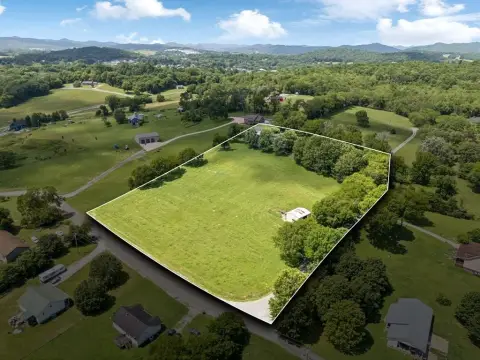 Gordonsville Land with Barn