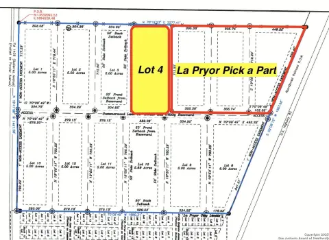 Unrestricted Land in La Pryor