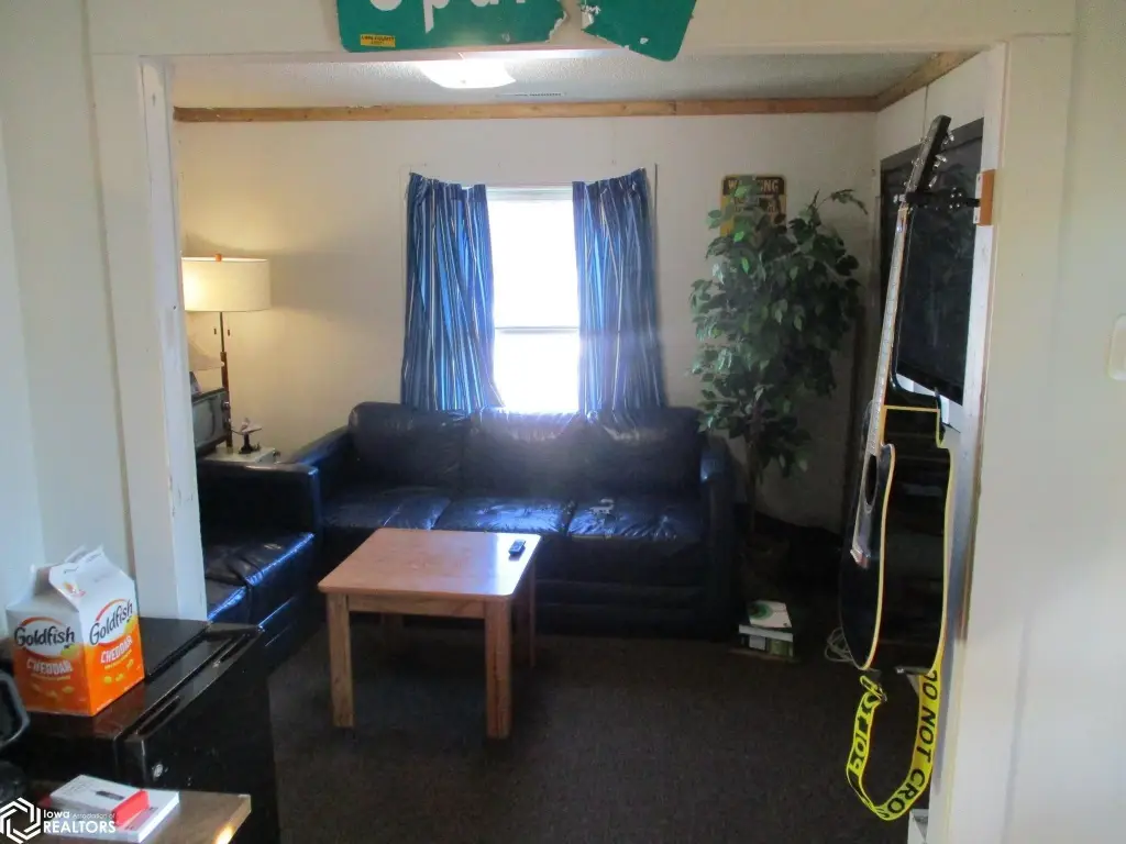 Picture 11