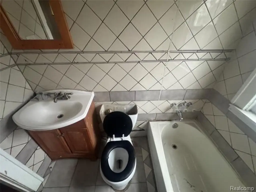 Picture 19
