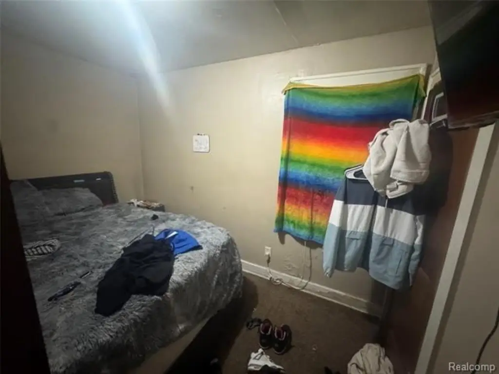 Picture 12