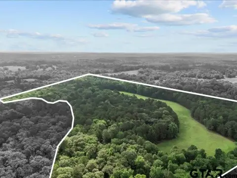 Secluded 79-Acre Oasis in Elkhart