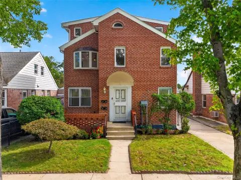 Detached Duplex with New Roof
