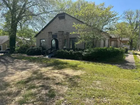 Specialty Property with Building