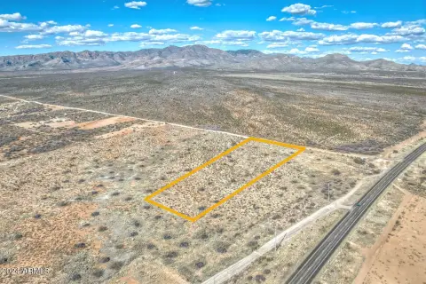 6-Acre Lot with Mountain Views