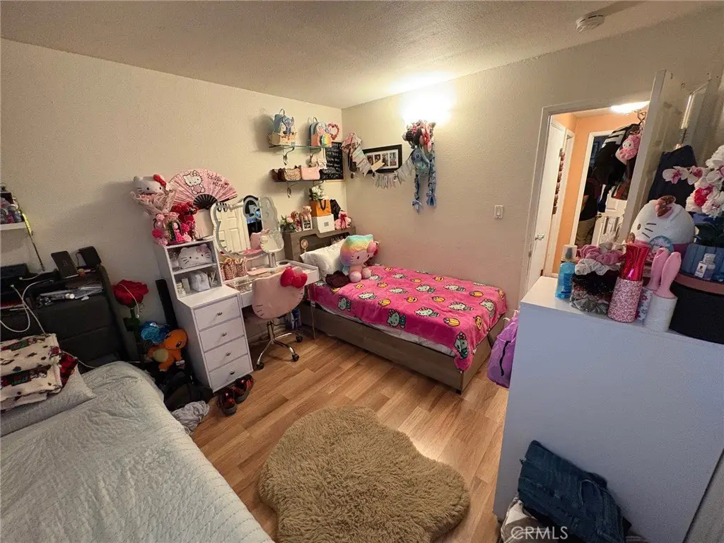Picture 46
