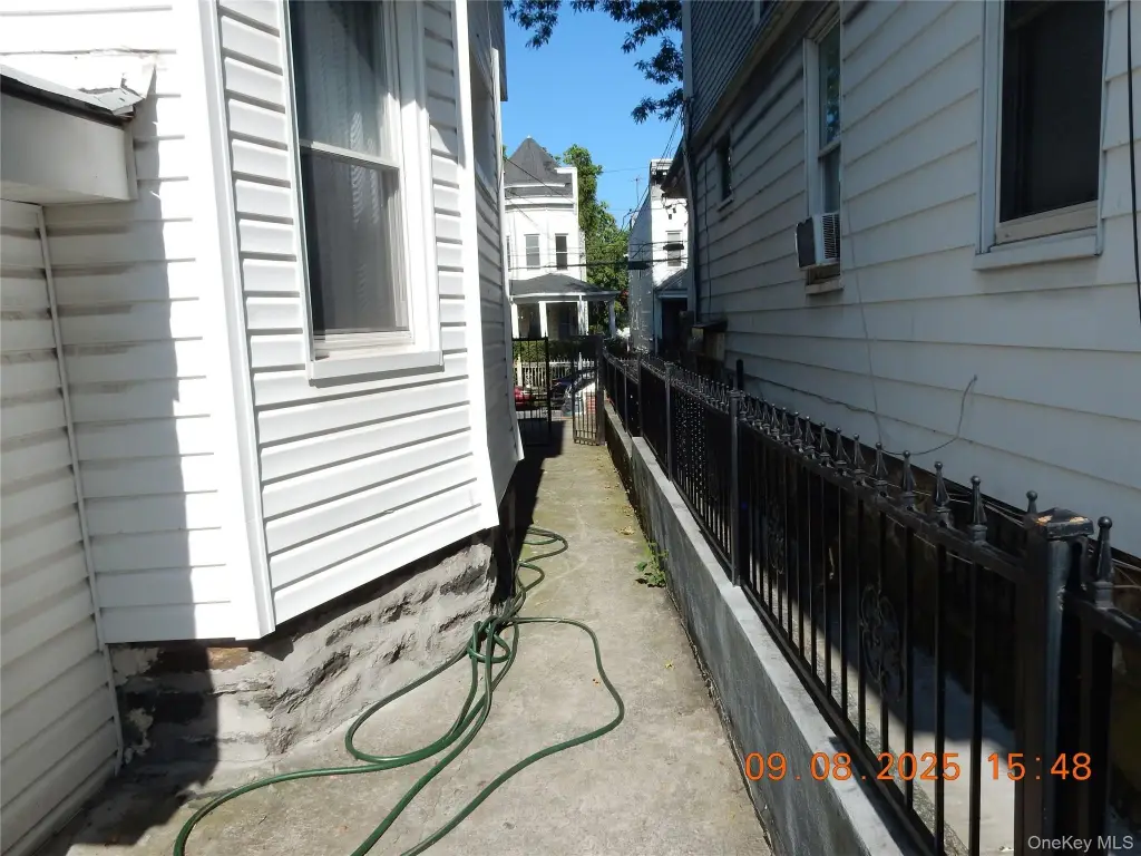 Picture 8