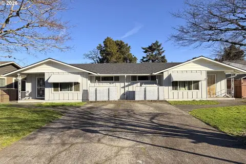 Portland Duplex in Convenient Location