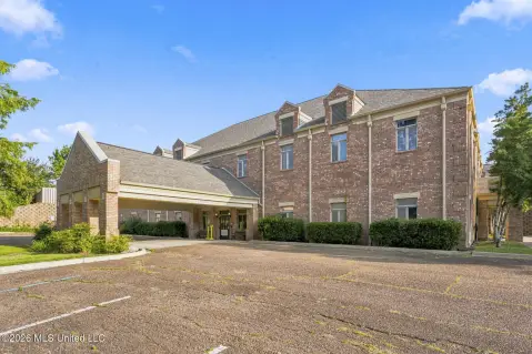 Healthcare Campus with Resident Suites