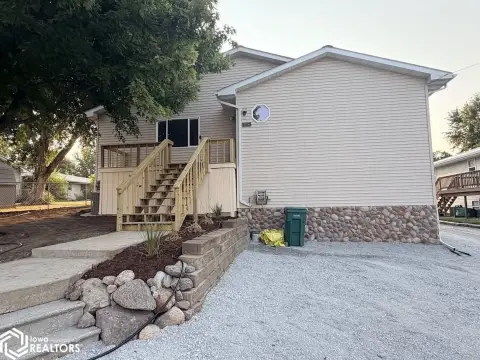 Turnkey Duplex with Granite Kitchen